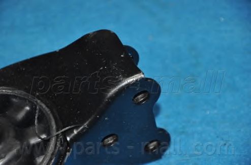 PXCMA-005D2  PMC  -  Опора двигуна5