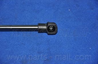 PQA-014  PMC  -  Амортизатор капоту1