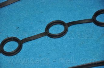 P1G-C010  PMC  -  Прокладка кришки клапанів5