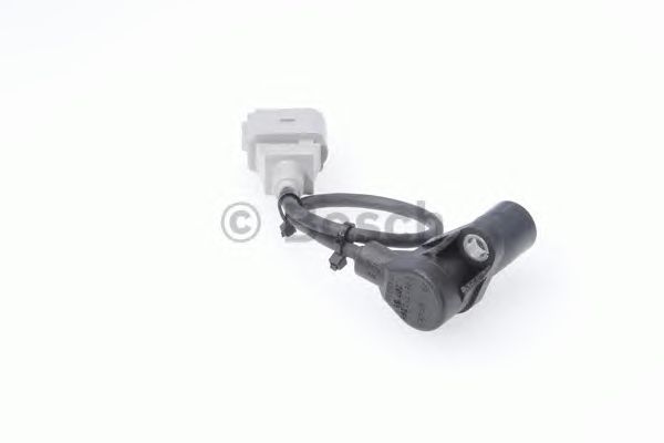 0261210261 BOSCH ДАТЧИК ОБЕРТІВ КОЛІНВАЛУ DG6K3