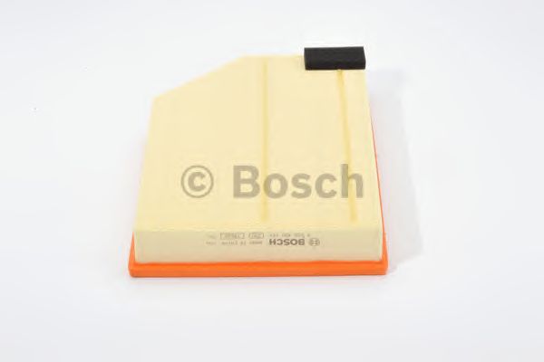 F026400181 BOSCH Фільтр повітря S01815