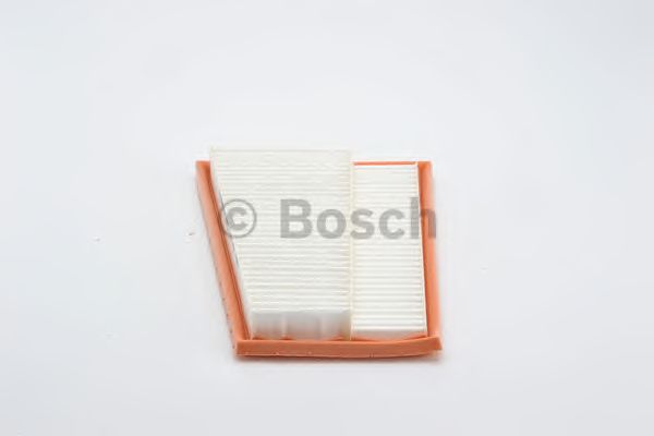 F026400389 BOSCH Фільтр повітря S03895