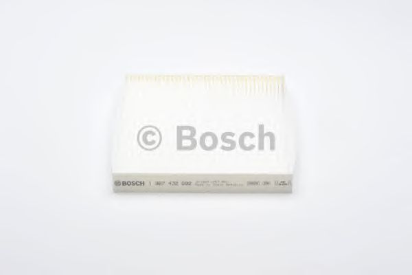 1987432092 BOSCH Фільтр салону M20922