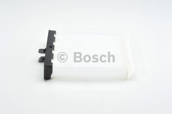 1987432094 BOSCH Фільтр салону M20945
