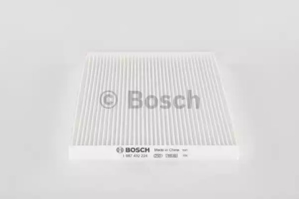 1987432224 BOSCH Фільтр салону M22241