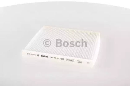 1987432251 BOSCH Фільтр салону M22511