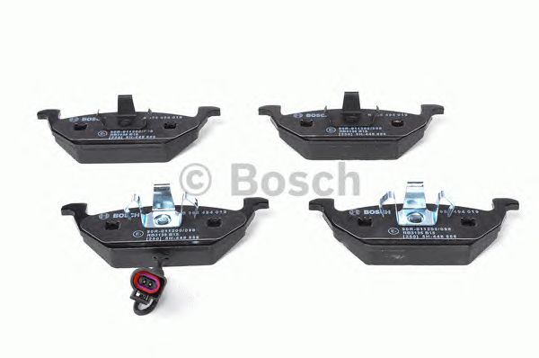 0986494019 BOSCH Гальмівні колодки до дисків BP2641