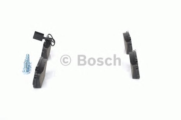 0986424597 BOSCH Гальмівні колодки до дисків BP3396