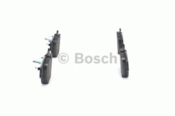 0986494028 BOSCH Гальмівні колодки до дисків BP3305